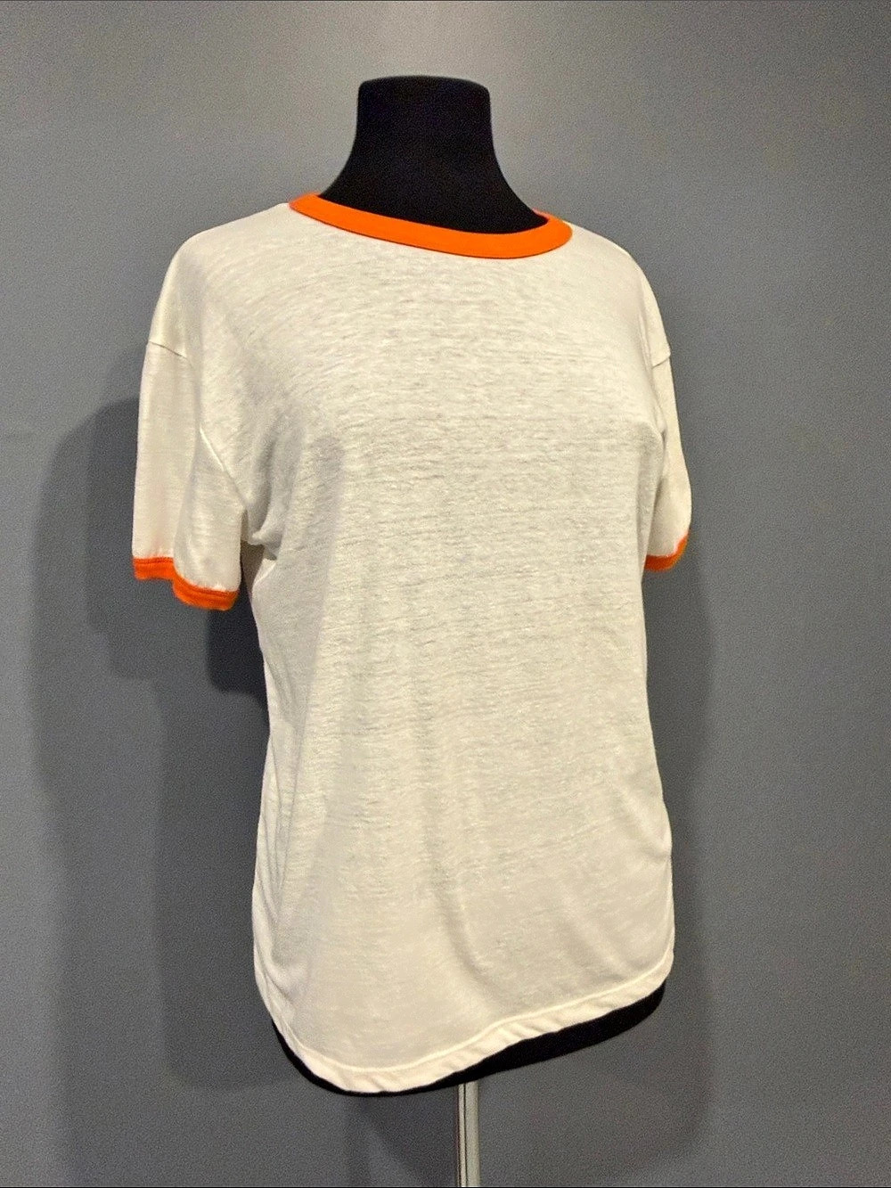 BDG Short Sleeve Contrast Trim Tee White & Orange Size Large